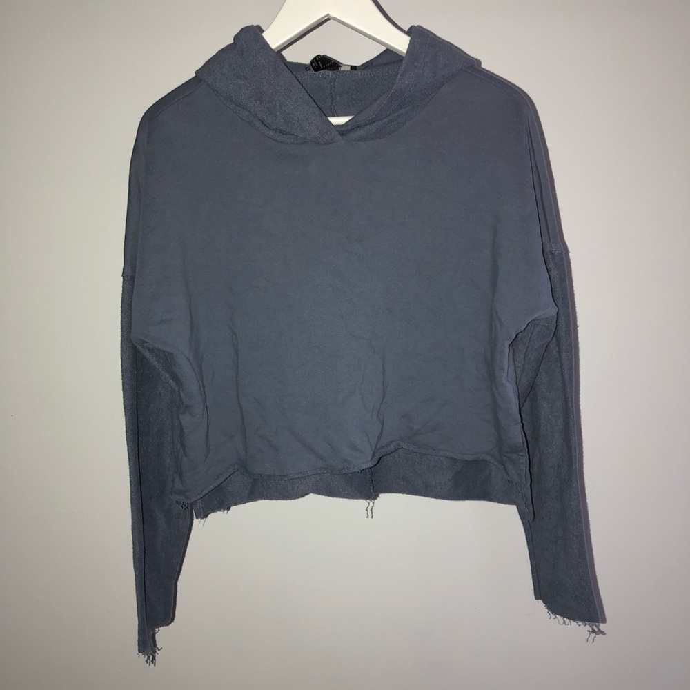 Forever 21 cropped hoodie size s